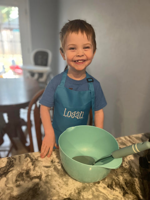 Customized child apron